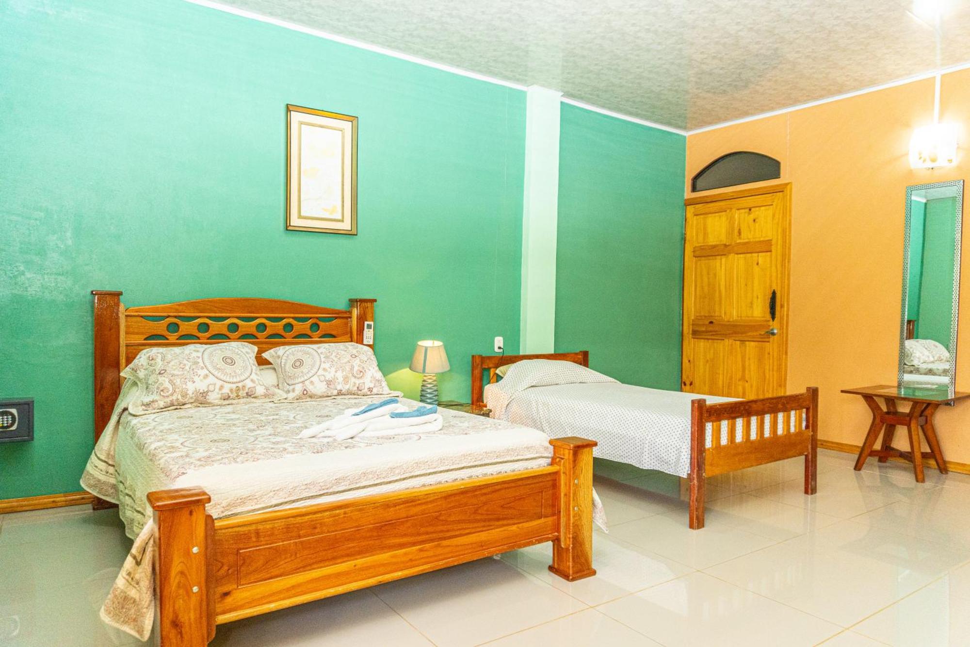 Drakes Bay Villa Manolo Ocean And Forest View Hotel المظهر الخارجي الصورة
